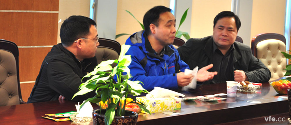 全國電磁計量技術(shù)委員會邵海明秘書長在湖南省計量檢測研究院李慶先副院長的陪同下，蒞臨銀河電氣指導(dǎo)工作